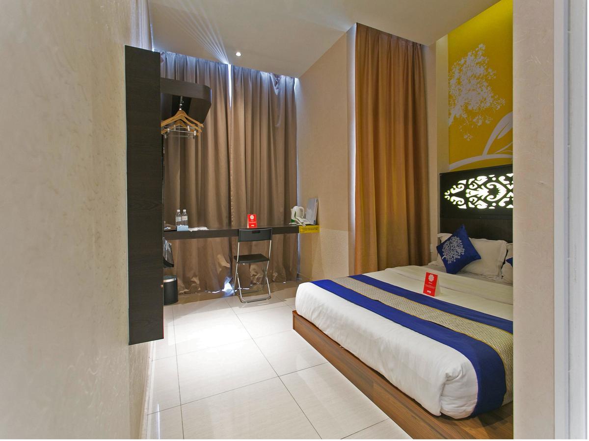 Sri Enstek Hotel Klia, Klia 2 & F1 Сепанг Екстер'єр фото